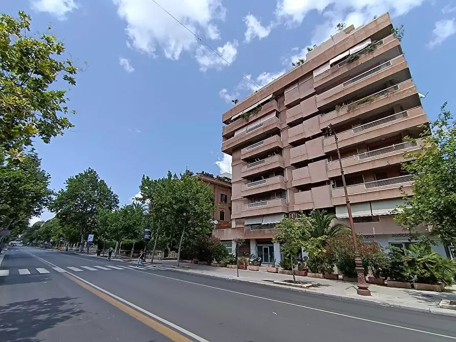 Immagine 22 di Locale commerciale in vendita  in Via Della Liberta' 195D a Palermo