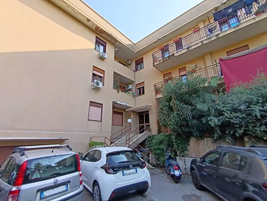Immagine 2 di Appartamento in vendita  in Via Olivella 5 a Palermo