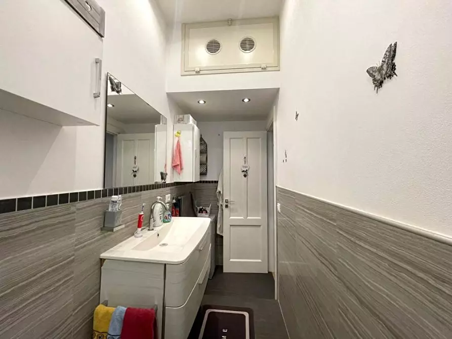 Immagine 14 di Appartamento in vendita  in Via Tommaso Aversa 84 a Palermo