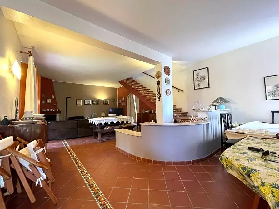 Immagine 12 di Villa in vendita  in Via Giardini 18 a Trabia