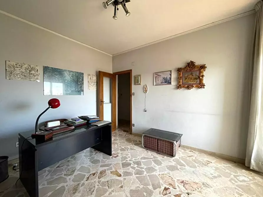 Immagine 9 di Appartamento in vendita  in Viale Regione Siciliana Nord Ovest 2629 a Palermo