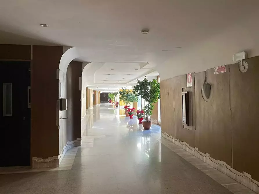 Immagine 31 di Appartamento in vendita  in Viale Regione Siciliana Nord Ovest 2629 a Palermo