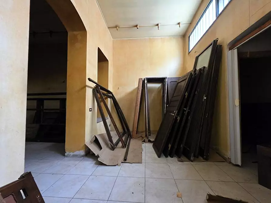 Immagine 11 di Magazzino in vendita  in Via Sampolo 454 a Palermo
