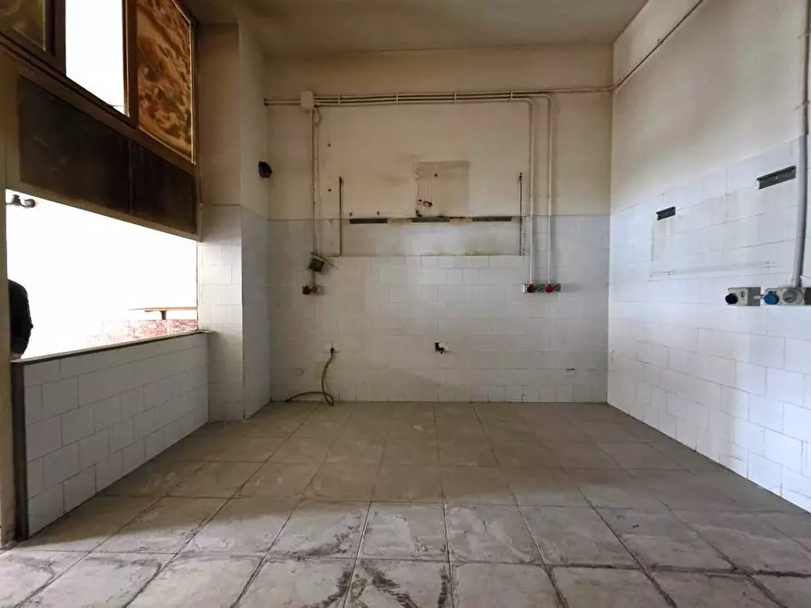 Immagine 4 di Magazzino in vendita  in Via Sampolo 454 a Palermo