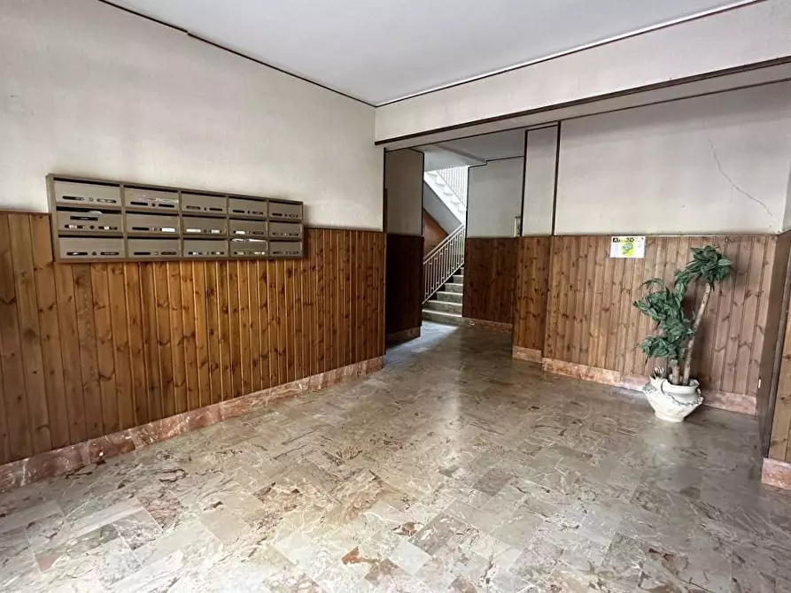 Immagine 3 di Appartamento in vendita  in Via Enrico Hassan 12 a Palermo