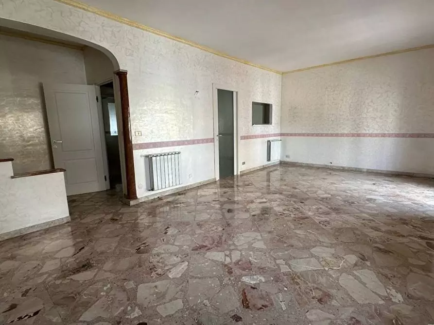 Immagine 6 di Appartamento in vendita  in Via Enrico Hassan 12 a Palermo