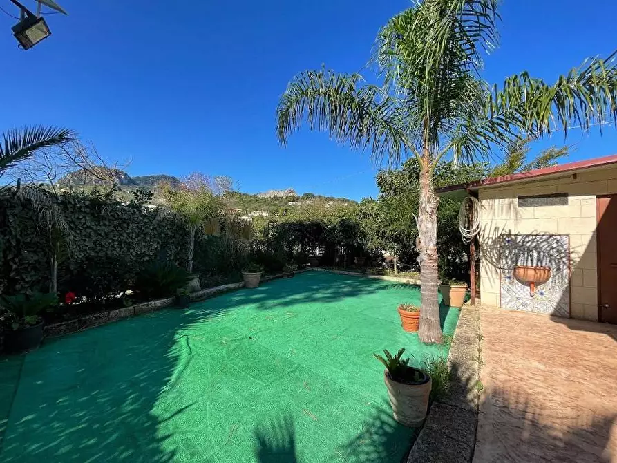 Immagine 37 di Villa in vendita  in Contrada Montagnola SNC a Monreale