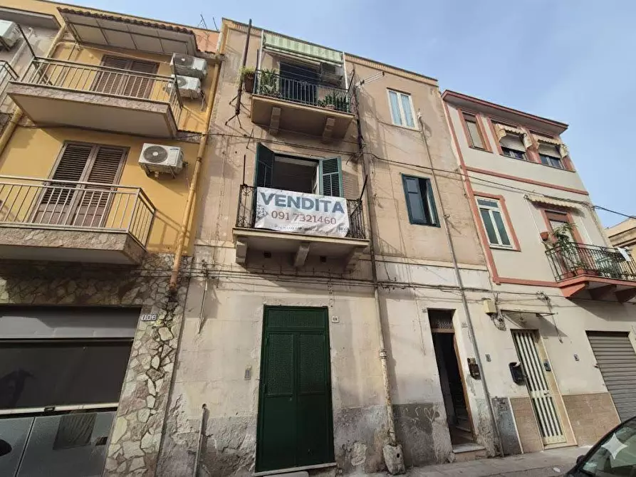 Immagine 10 di Appartamento in vendita  in Via Dei Crociferi 156 a Palermo