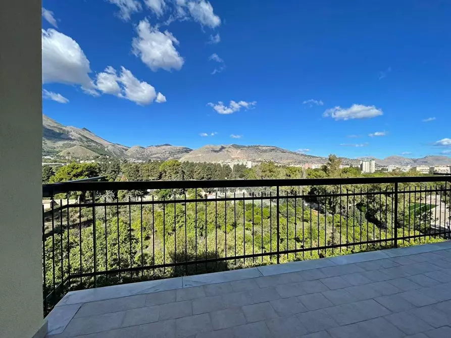 Immagine 12 di Appartamento in vendita  in Via Niccolò Cento 16 a Palermo