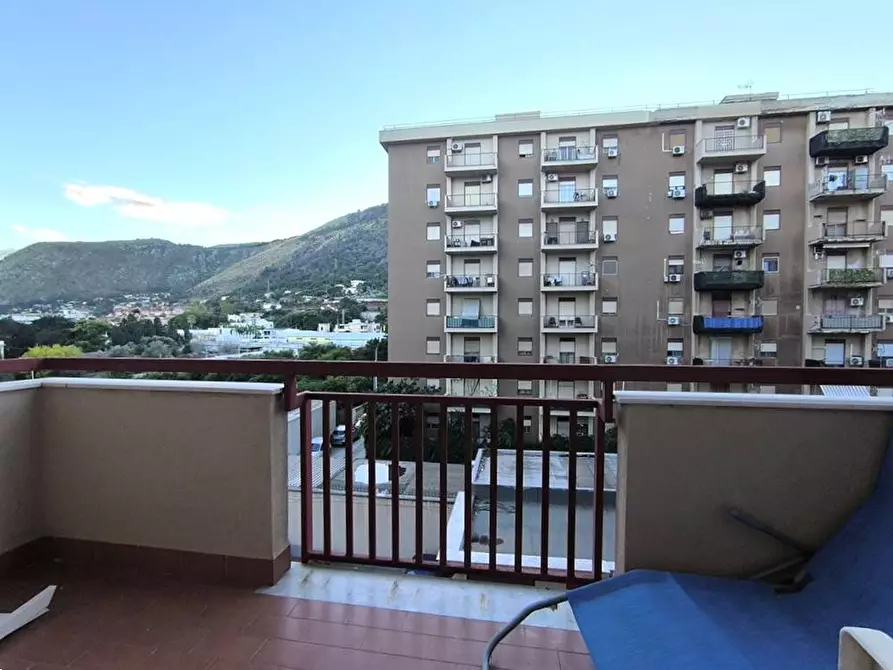 Immagine 5 di Appartamento in vendita  in Via Emilio Salgari 69 a Palermo