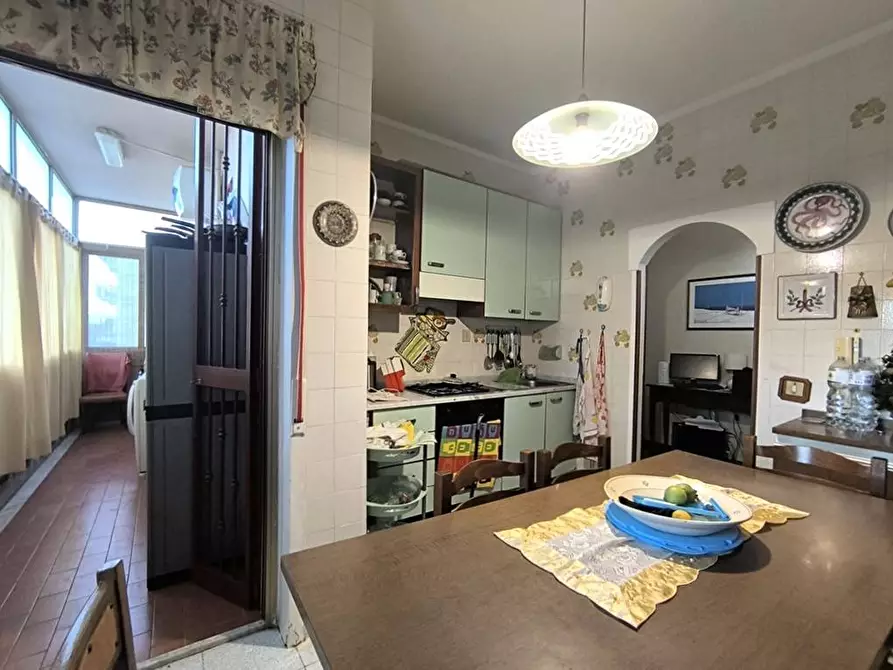 Immagine 12 di Appartamento in vendita  in Via Emilio Salgari 69 a Palermo