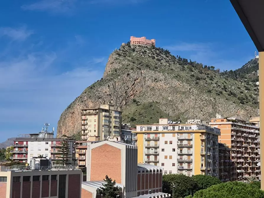 Immagine 43 di Appartamento in vendita  in Via Don Orione 18 a Palermo