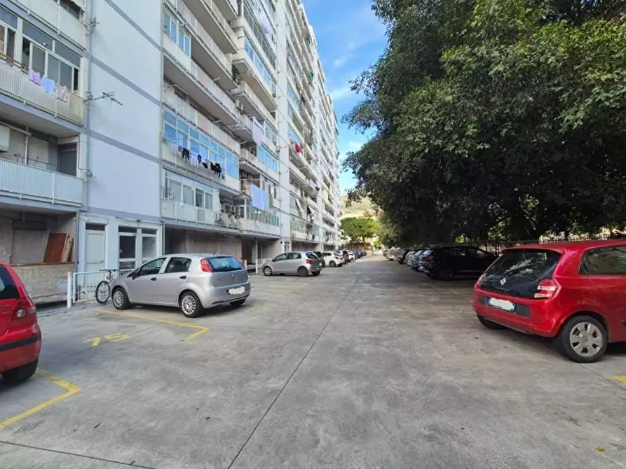 Immagine 10 di Appartamento in vendita  in Via Don Orione 18 a Palermo