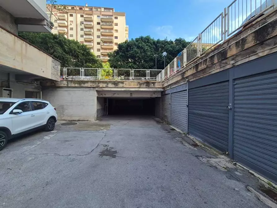 Immagine 15 di Appartamento in vendita  in Via Don Orione 18 a Palermo