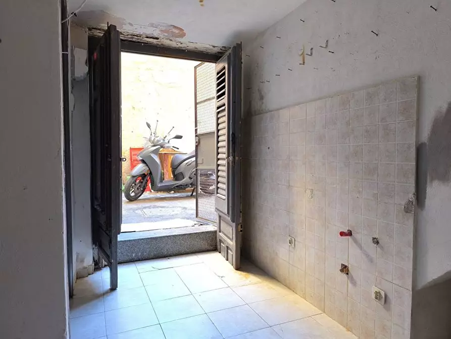 Immagine 7 di Appartamento in vendita  in Cortile Bensa 5 a Palermo