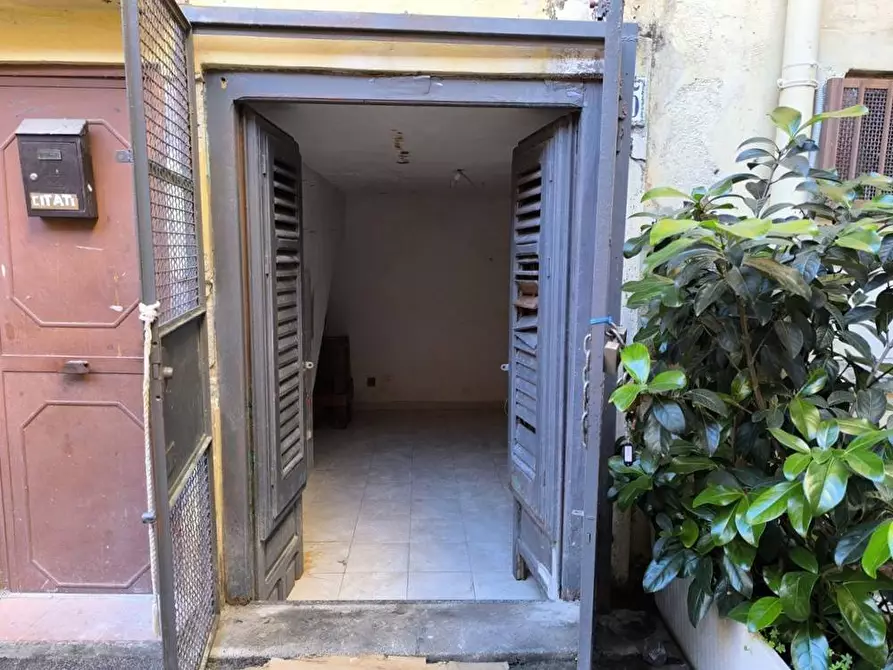 Immagine 8 di Appartamento in vendita  in Cortile Bensa 5 a Palermo
