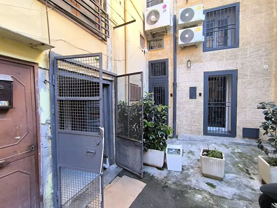 Immagine 10 di Appartamento in vendita  in Cortile Bensa 5 a Palermo