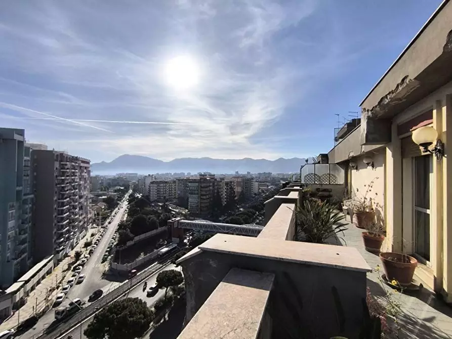 Immagine 9 di Attico in vendita  in Viale della Regione Siciliana 2464 a Palermo