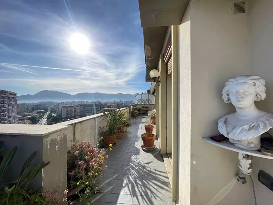 Immagine 11 di Attico in vendita  in Viale della Regione Siciliana 2464 a Palermo