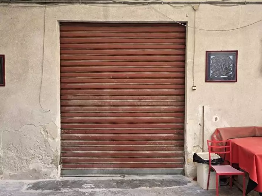 Immagine 6 di Magazzino in vendita  in Via Giacalone 23 a Palermo