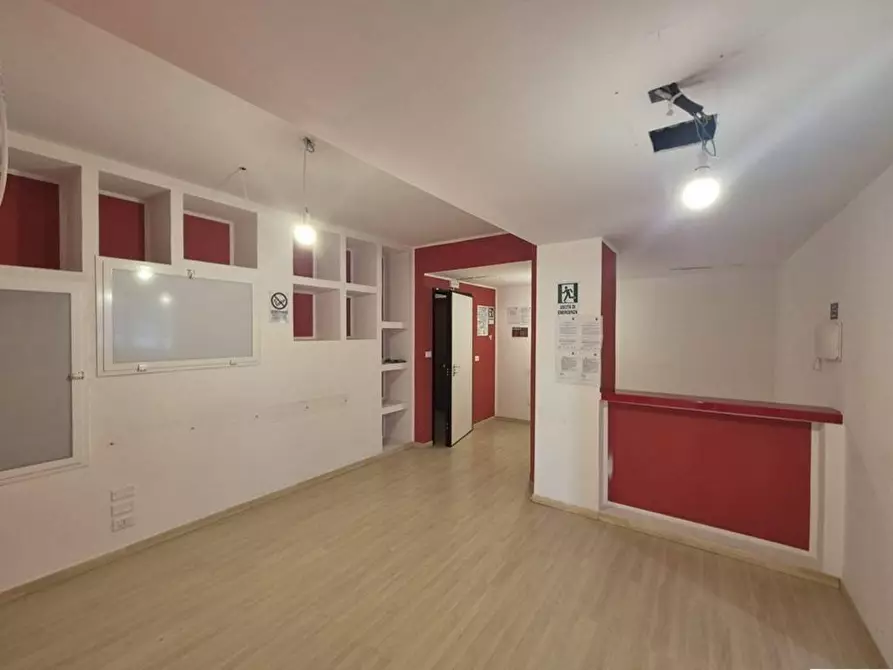 Immagine 13 di Ufficio in vendita  in Via Briuccia 52 a Palermo