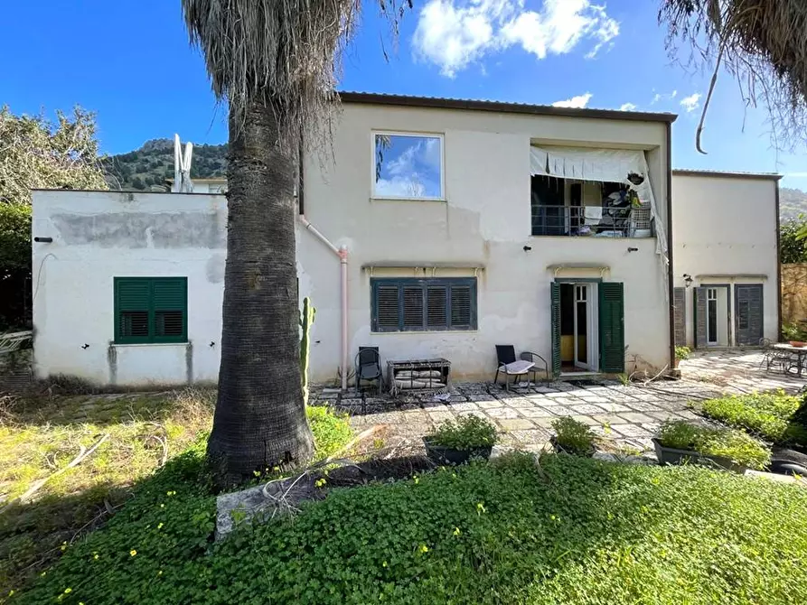 Immagine 12 di Villa in vendita  in Via Marinai Alliata 4B a Palermo