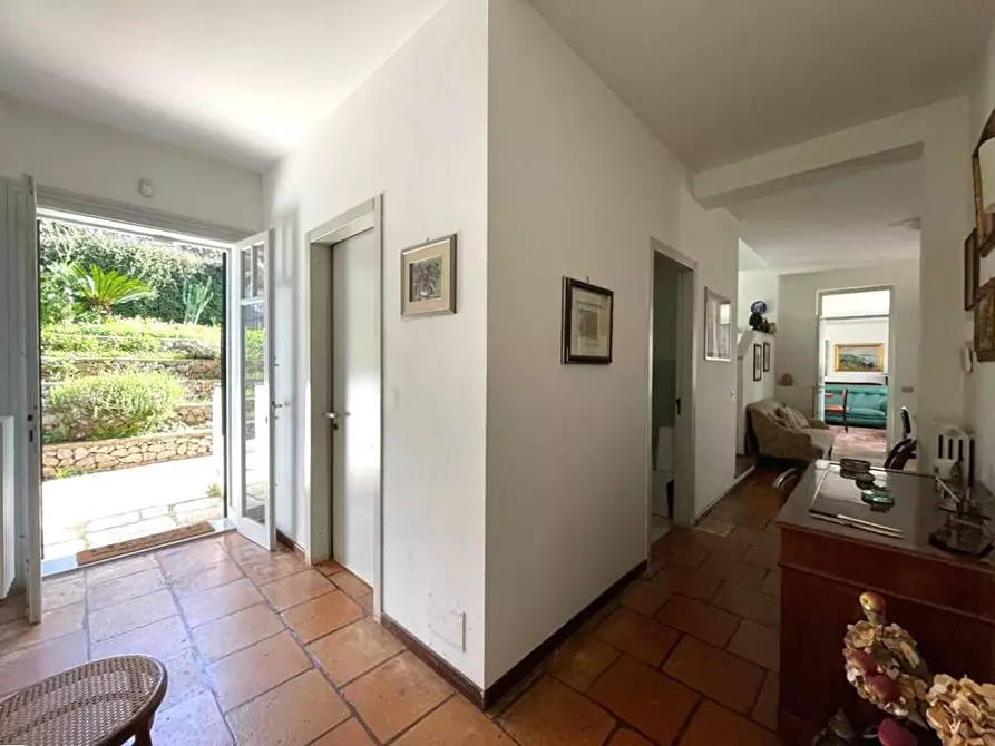 Immagine 43 di Villa in vendita  in Via Marinai Alliata 4B a Palermo