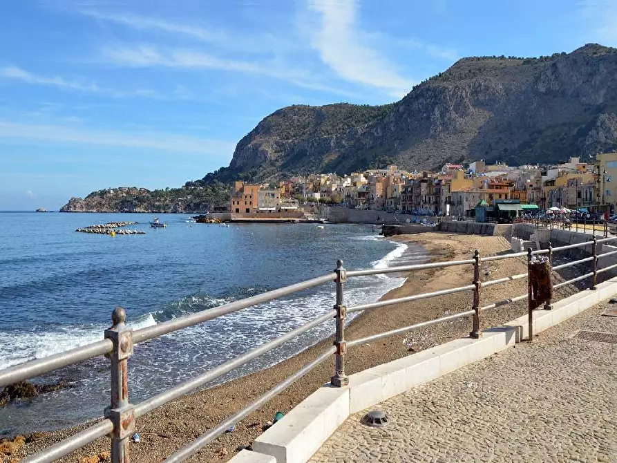 Immagine 17 di Appartamento in vendita  in Via Gabriele d'Annunzio 77 a Bagheria