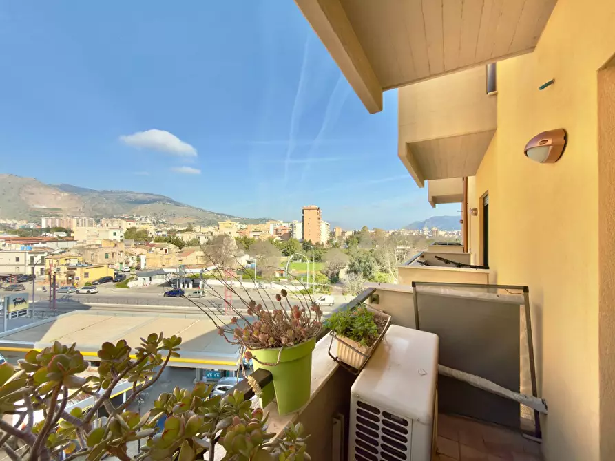 Immagine 5 di Appartamento in vendita  in Politi Raffaello 4 a Palermo