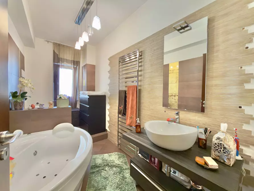 Immagine 24 di Appartamento in vendita  in Politi Raffaello 4 a Palermo