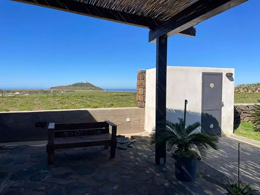 Immagine 20 di Villa in vendita  in Via Ruchia 28 a Pantelleria