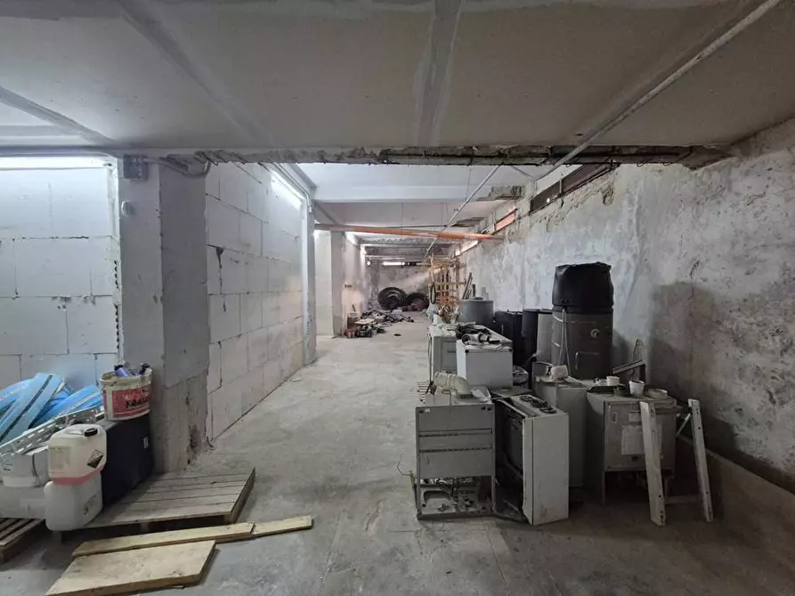 Immagine 13 di Magazzino in vendita  in Via Galletti 126 a Palermo