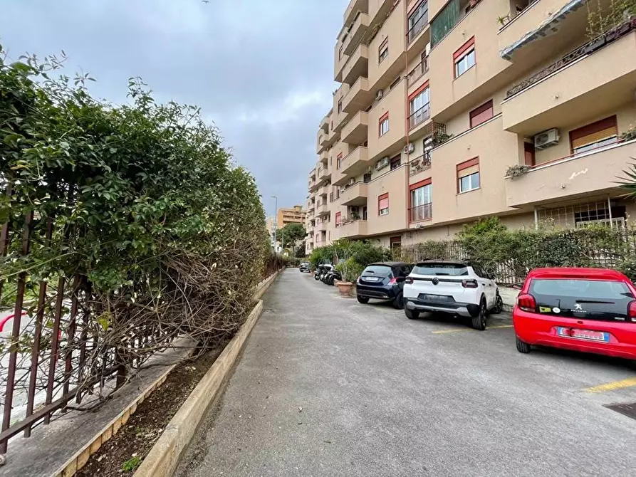 Immagine 21 di Appartamento in affitto  in Via Remo Sandron 61 a Palermo