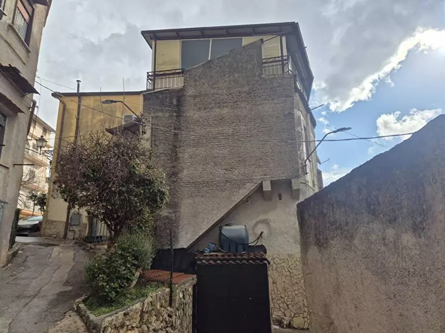 Immagine 5 di Appartamento in vendita  in via Maurizio Polizzi 12 a Monreale