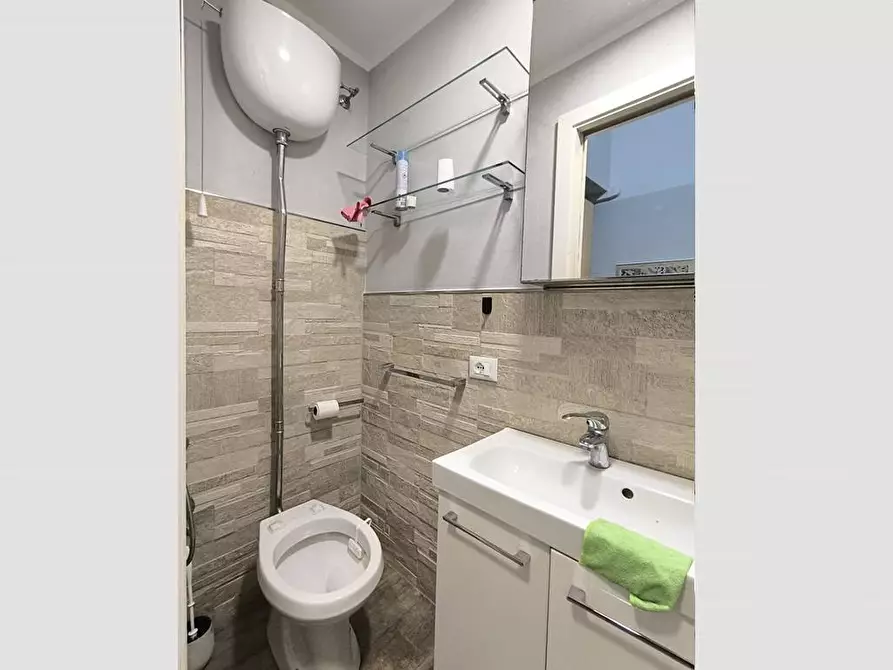 Immagine 12 di Appartamento in affitto  in corso calatafimi 514 a Palermo