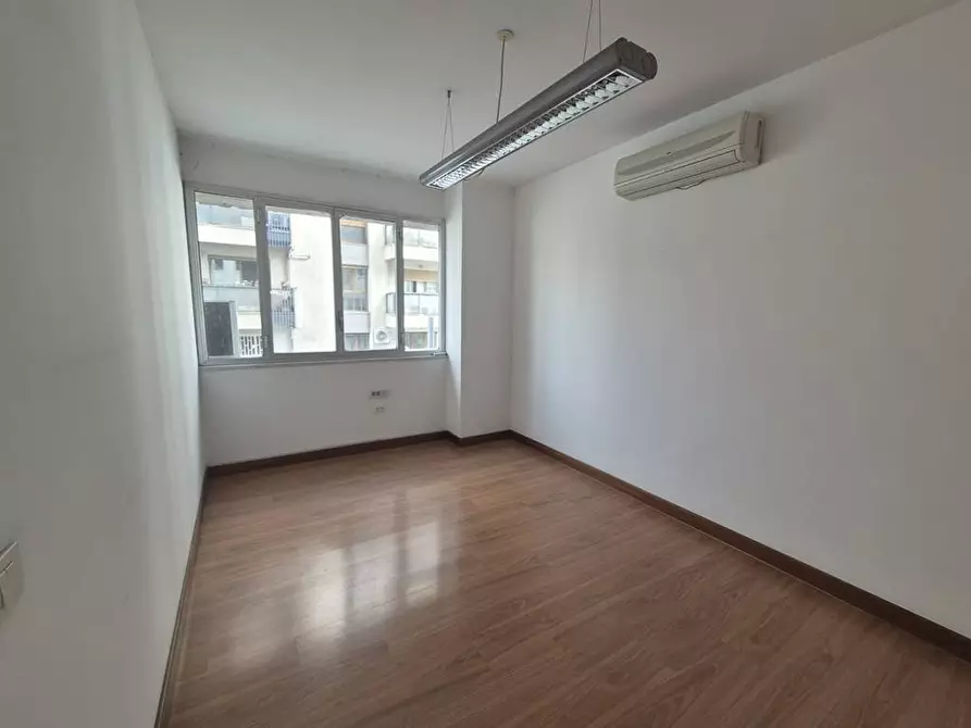 Immagine 6 di Ufficio in vendita  in Via Briuccia 52 a Palermo