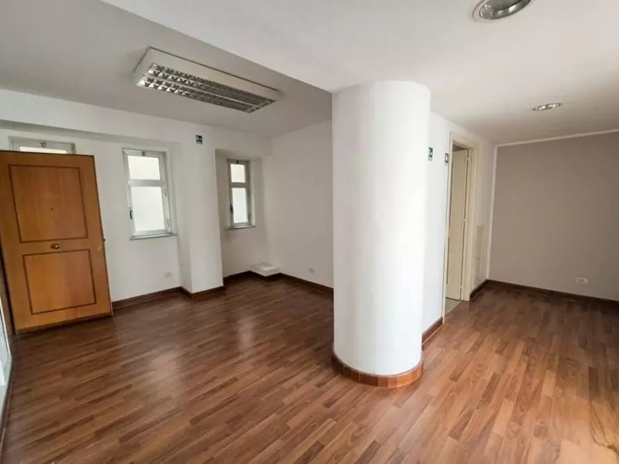 Immagine 8 di Ufficio in vendita  in Via Briuccia 52 a Palermo