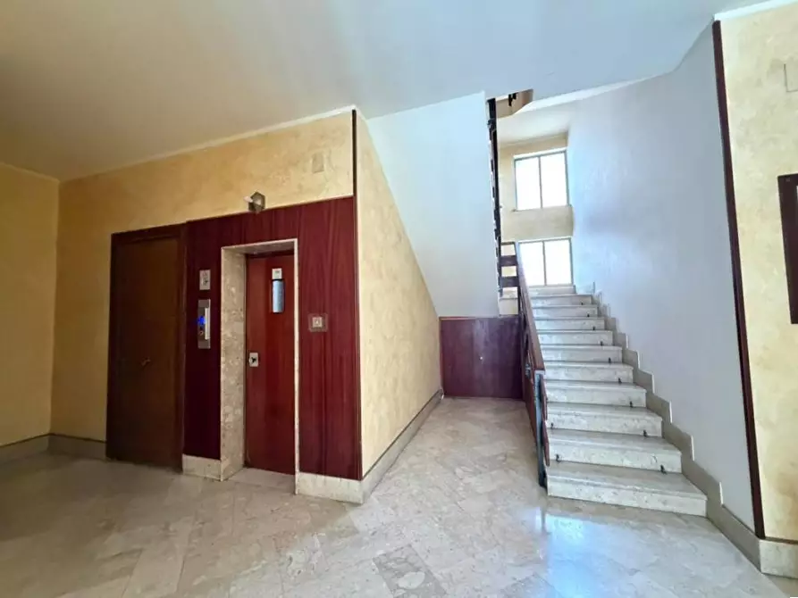 Immagine 37 di Appartamento in vendita  in Piazza Europa 36 a Palermo