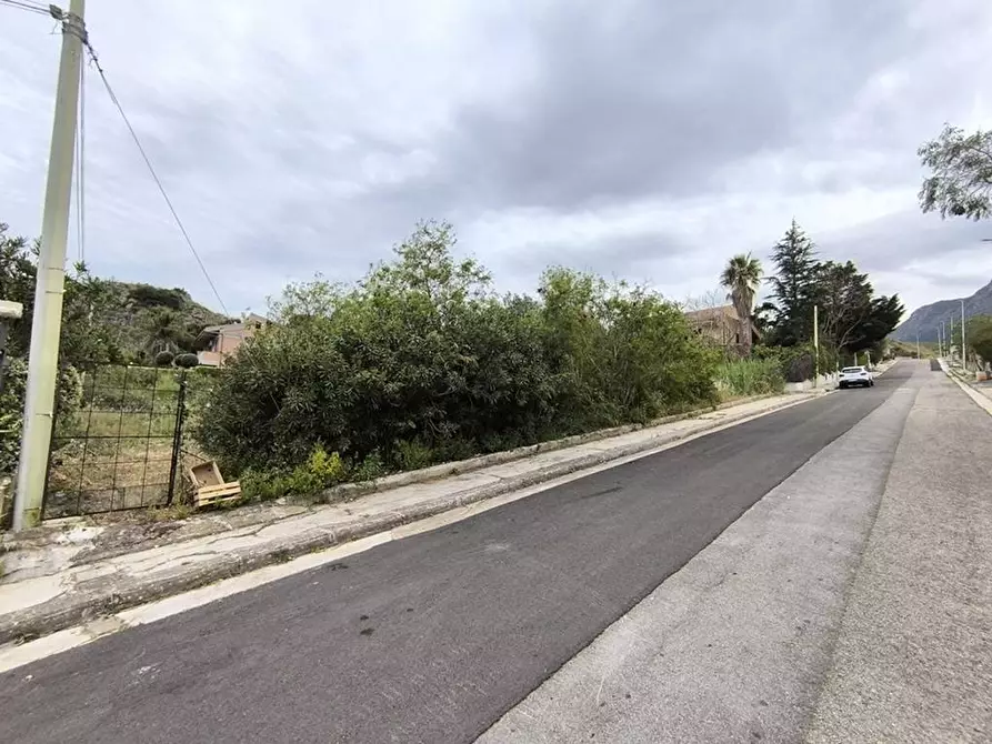 Immagine 2 di Terreno residenziale in vendita  in suvarita 3 a Trabia