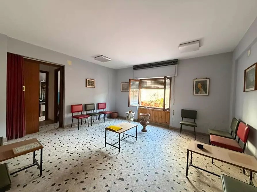 Immagine 3 di Ufficio in vendita  in Corso Camillo Finocchiaro Aprile 124 a Palermo