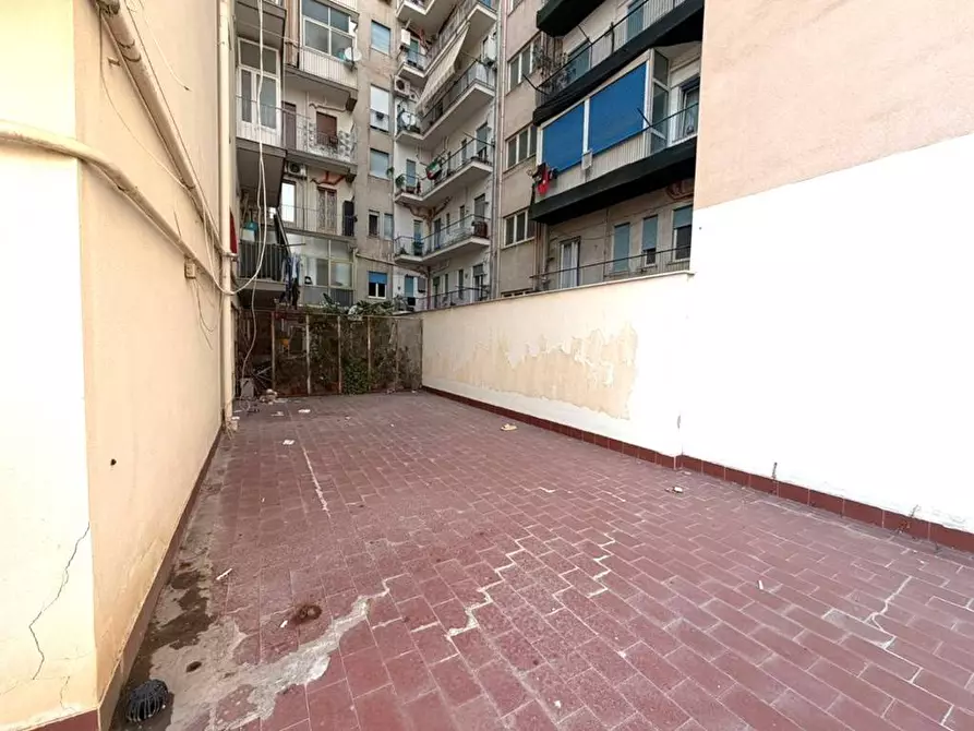 Immagine 6 di Ufficio in vendita  in Corso Camillo Finocchiaro Aprile 124 a Palermo