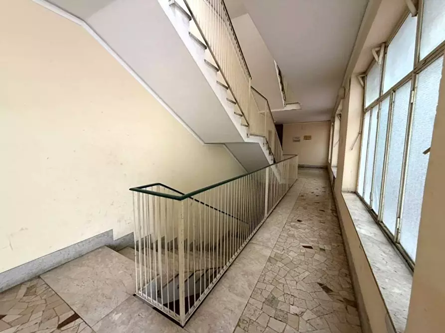 Immagine 13 di Ufficio in vendita  in Corso Camillo Finocchiaro Aprile 124 a Palermo