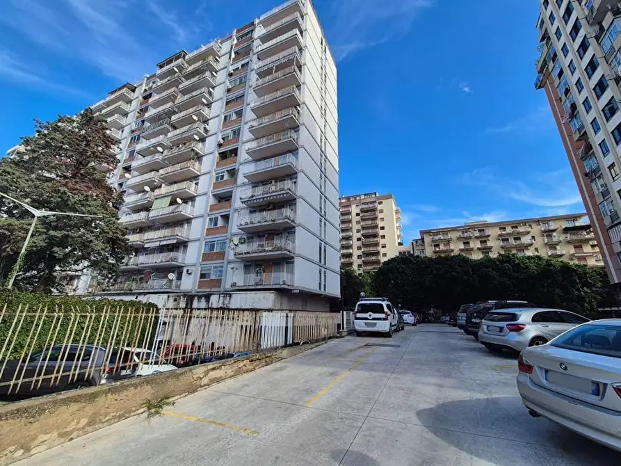 Immagine 8 di Appartamento in vendita  in Via Don Orione 18 a Palermo