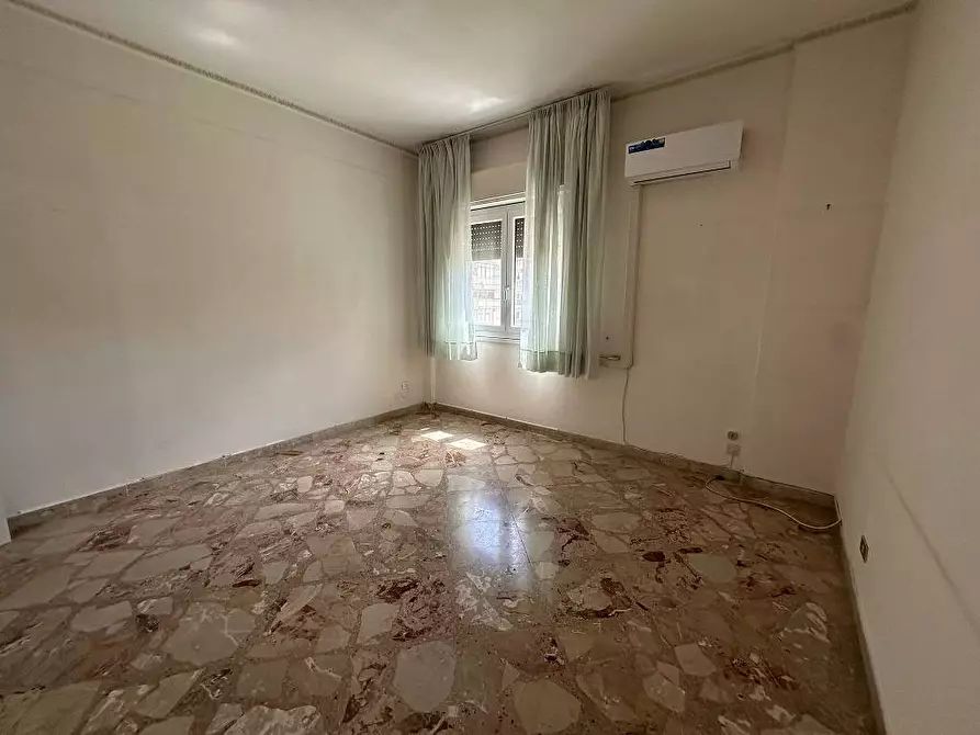 Immagine 13 di Appartamento in vendita  in Via Enrico Hassan 12 a Palermo