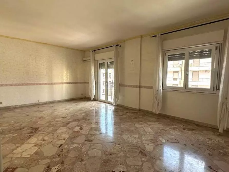 Immagine 3 di Appartamento in vendita  in Via Enrico Hassan 12 a Palermo