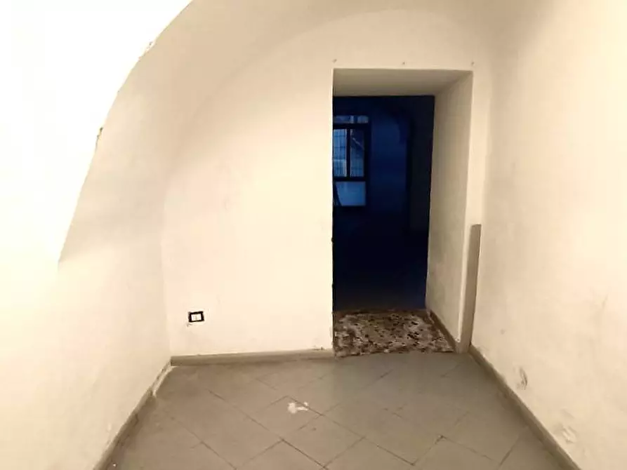 Immagine 28 di Locale commerciale in vendita  in Via San Basilio 37 a Palermo