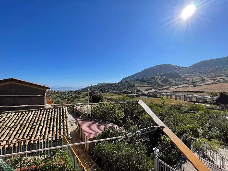 Immagine 18 di Villa in vendita  in Contrada Montagnola SNC a Monreale