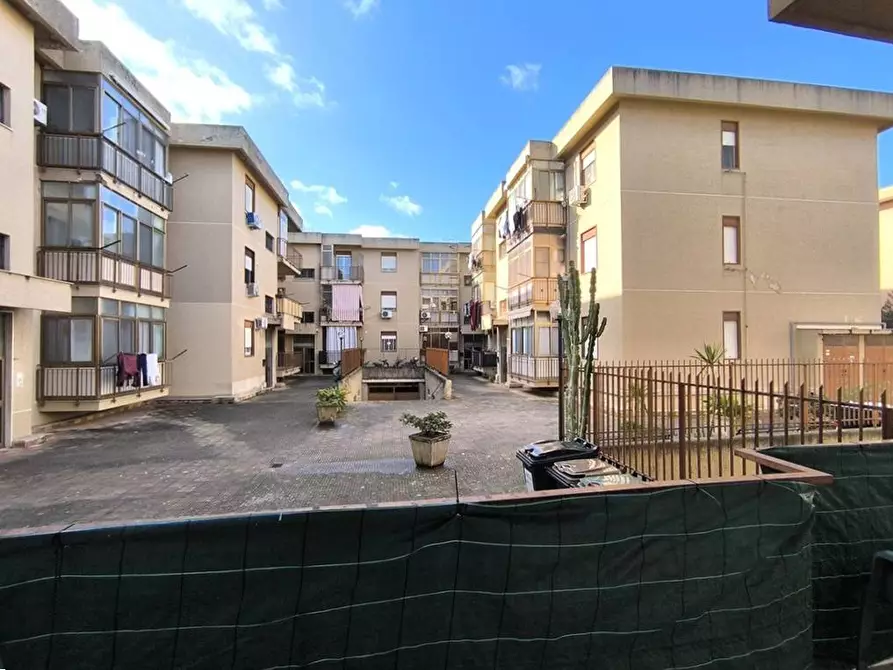 Immagine 10 di Appartamento in vendita  in Via Felix Mendelssohn 42 a Palermo