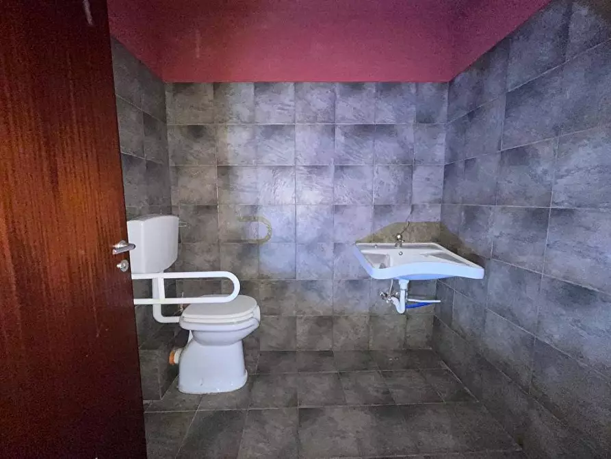 Immagine 13 di Locale commerciale in vendita  in Via Della Liberta' 195D a Palermo