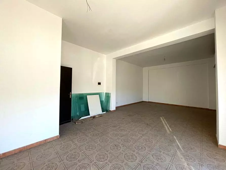 Immagine 6 di Locale commerciale in vendita  in piazza san marino 8 a Palermo